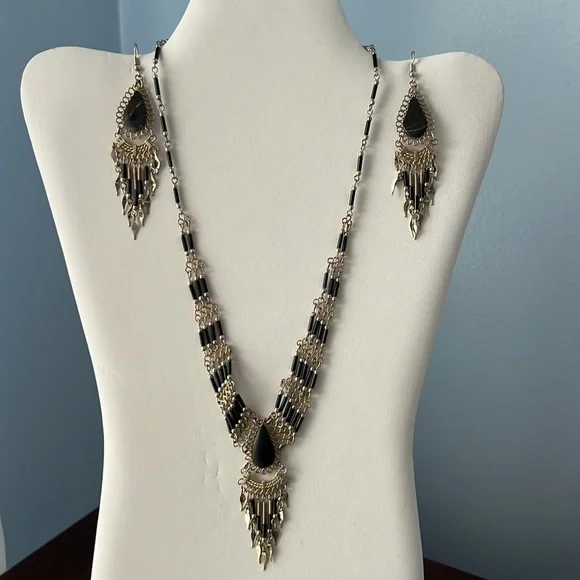 Native American style jewelry set- necklace, earrings and bracelet- NWOT - Picture 2 of 11